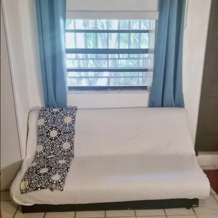 Cozy Queen Bed Studio With 60 Inch Smart Tv, Netflix, Airplay, Mini-Fridge, And 500 Mbps Wifi Near Fiu, Dolphin Mall, Airport Miami Exterior photo